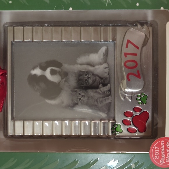 Hallmark Pet Ornament - Picture 7 of 7